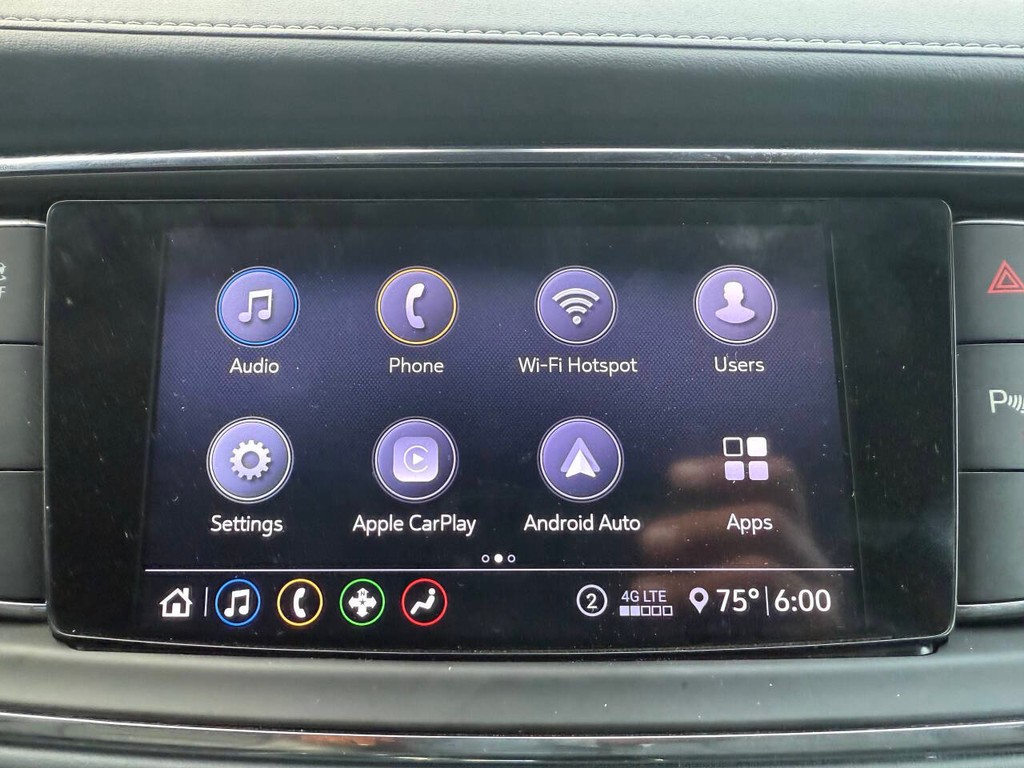 Buick Enclave Vehicle Full-screen Gallery Image 27