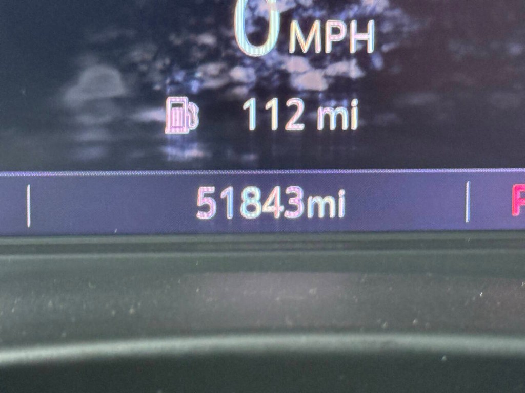 Buick Enclave Vehicle Full-screen Gallery Image 33