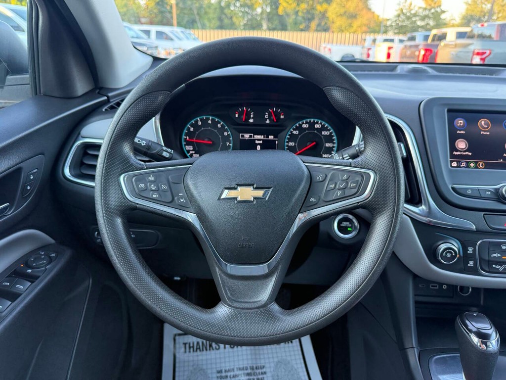 Chevrolet Equinox Vehicle Full-screen Gallery Image 21