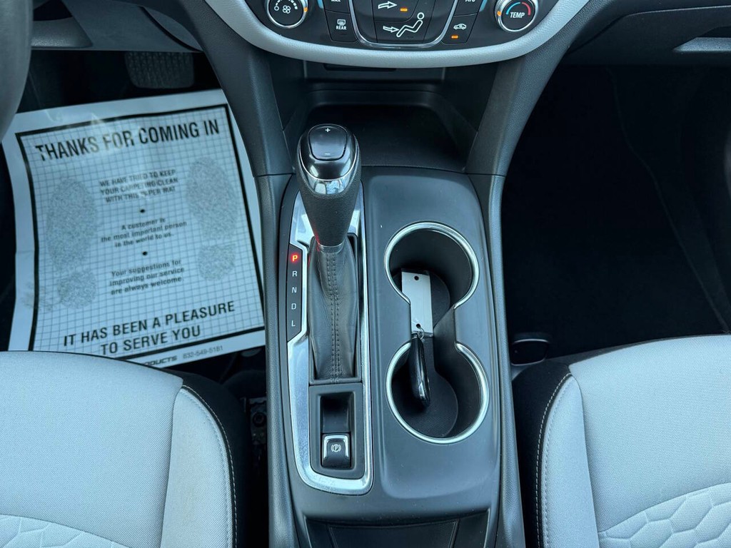 Chevrolet Equinox Vehicle Full-screen Gallery Image 27