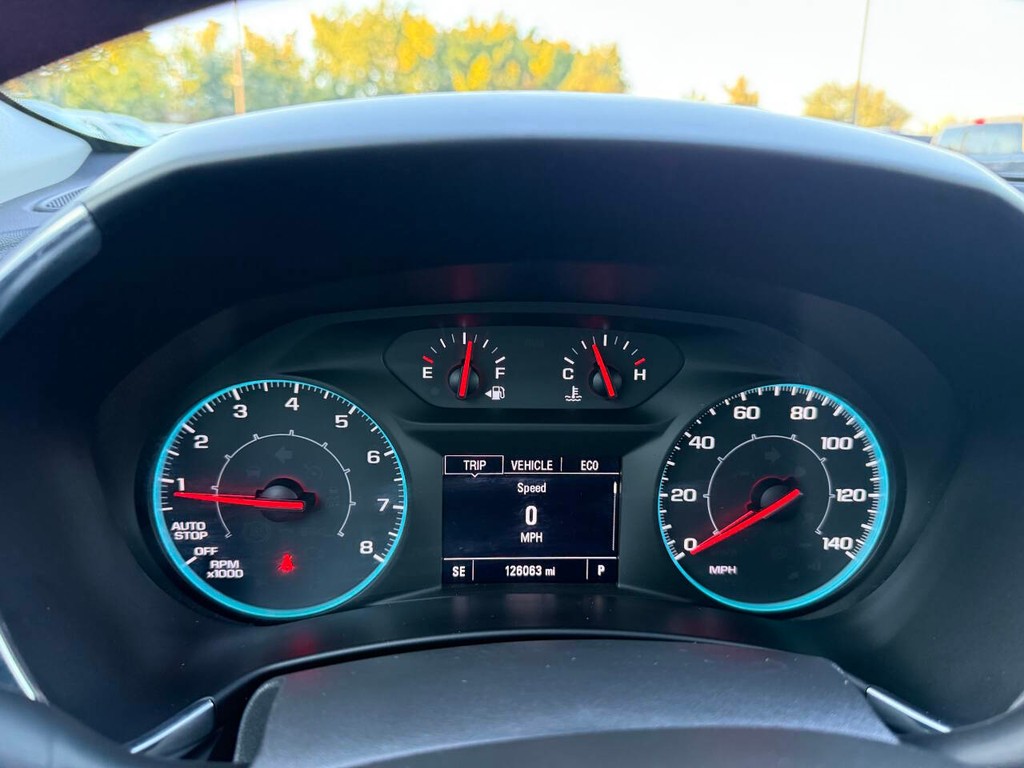 Chevrolet Equinox Vehicle Full-screen Gallery Image 29