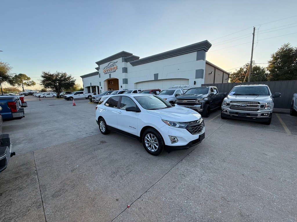 Chevrolet Equinox Vehicle Full-screen Gallery Image 40