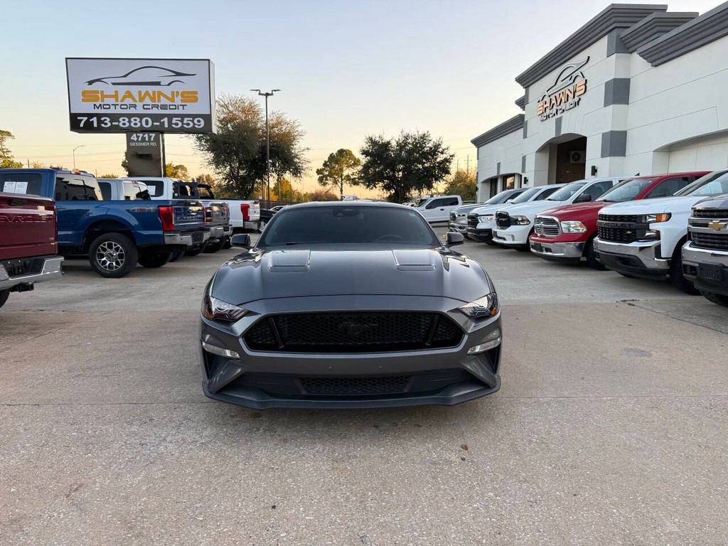 Ford Mustang Vehicle Full-screen Gallery Image 33