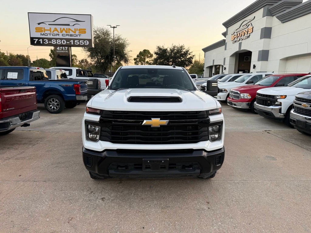 Chevrolet Silverado 2500HD Vehicle Full-screen Gallery Image 38