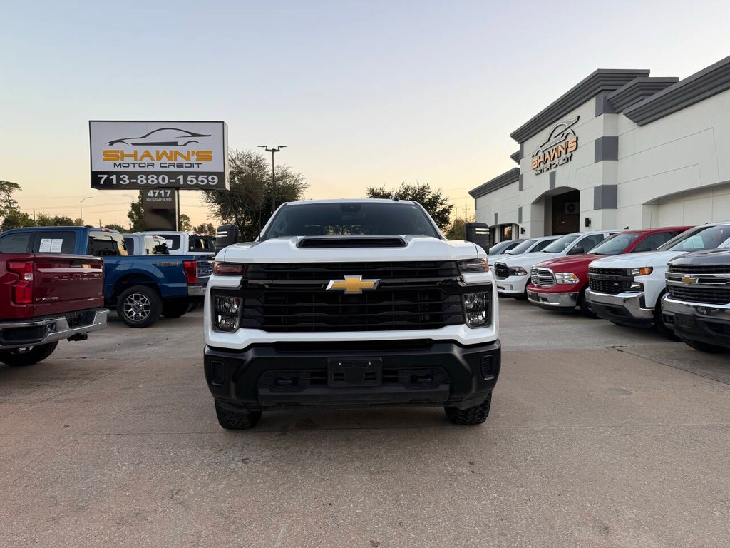 Chevrolet Silverado 2500HD Vehicle Full-screen Gallery Image 39