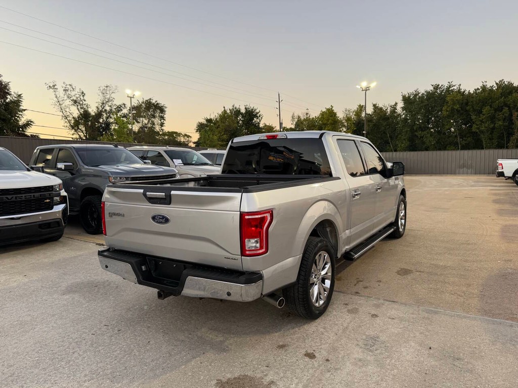 Ford F-150 Vehicle Full-screen Gallery Image 05