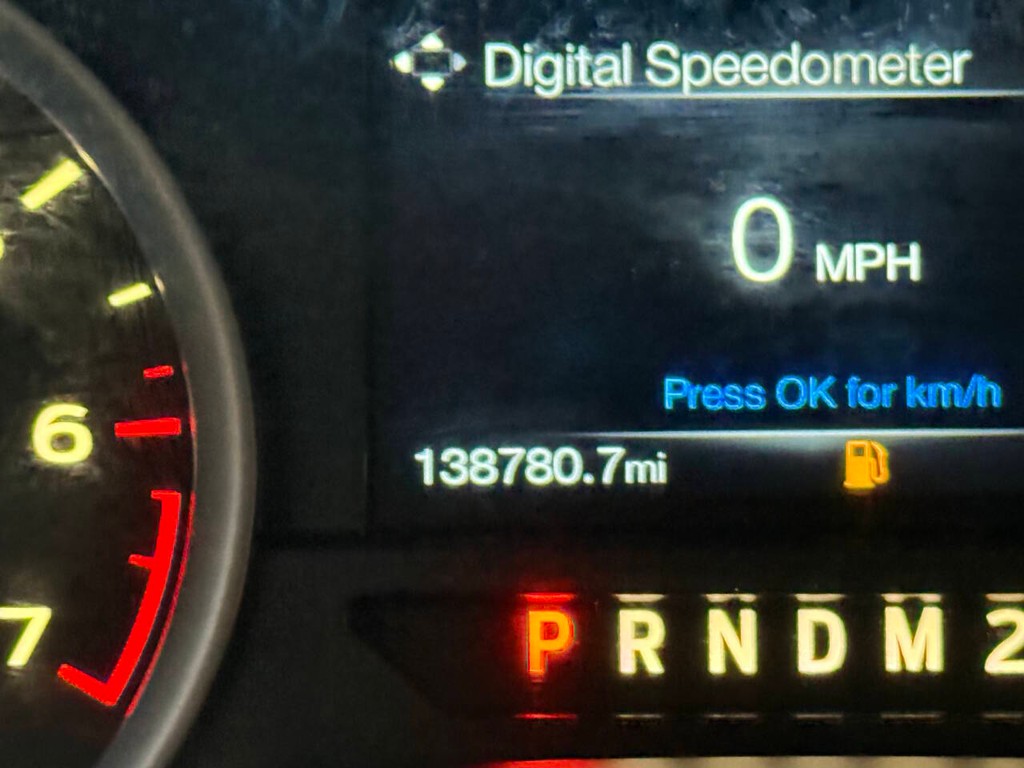 Ford F-150 Vehicle Full-screen Gallery Image 32