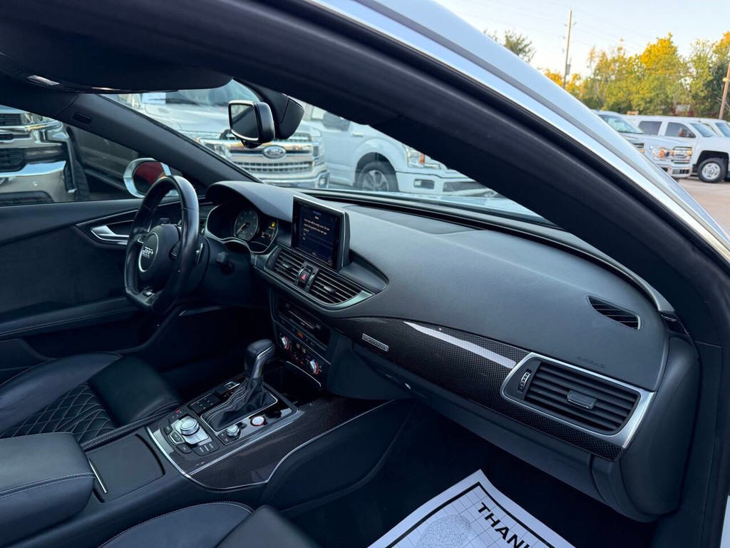 Audi S7 Vehicle Full-screen Gallery Image 08