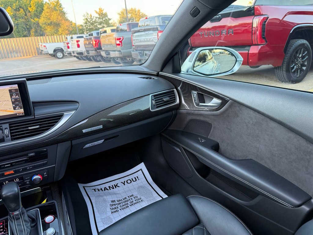 Audi S7 Vehicle Full-screen Gallery Image 19