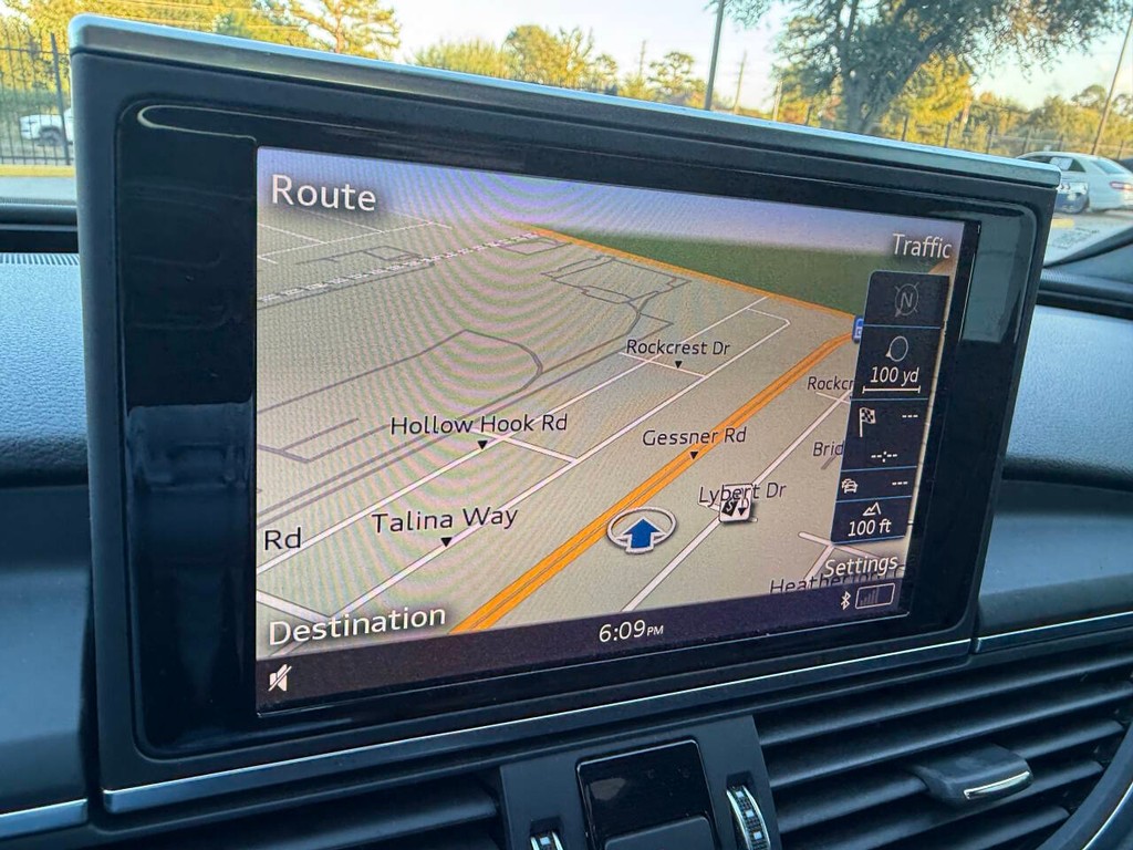 Audi S7 Vehicle Full-screen Gallery Image 26