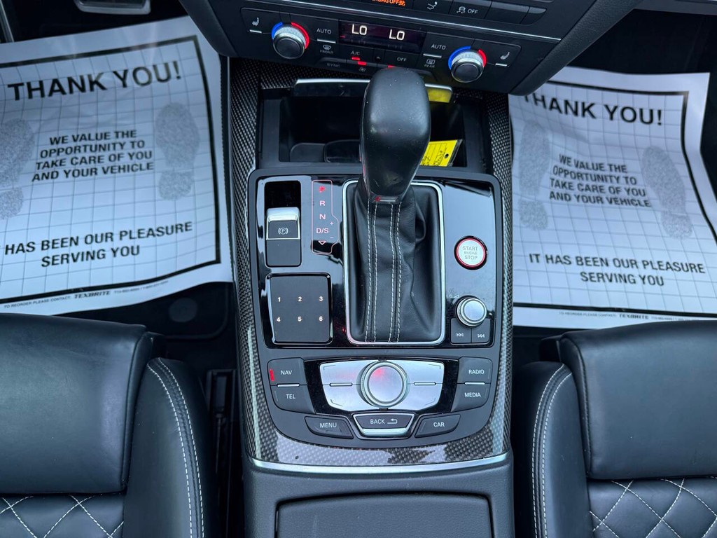 Audi S7 Vehicle Full-screen Gallery Image 28