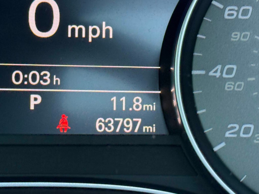 Audi S7 Vehicle Full-screen Gallery Image 32