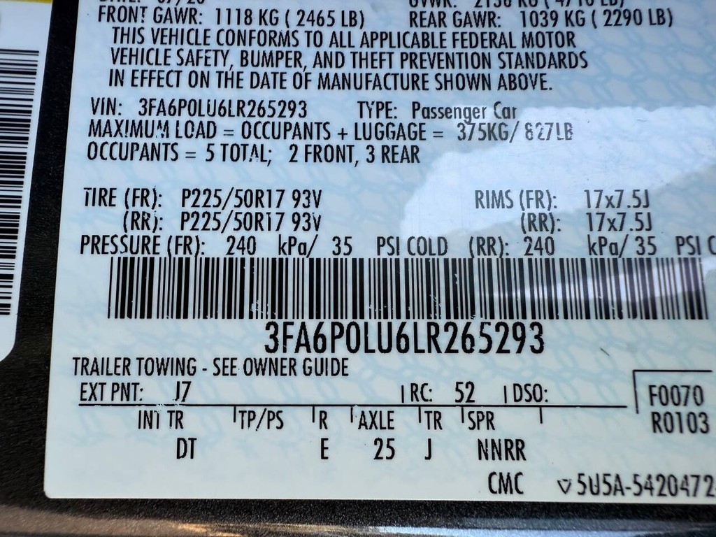 Ford Fusion Hybrid Vehicle Full-screen Gallery Image 32