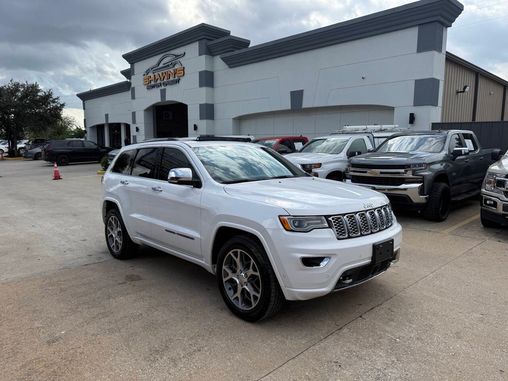 Jeep Grand Cherokee Vehicle Full-screen Gallery Image 02