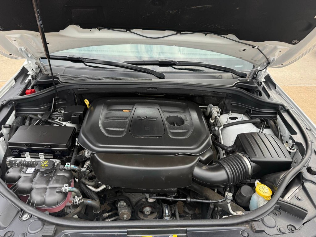 Jeep Grand Cherokee Vehicle Full-screen Gallery Image 35