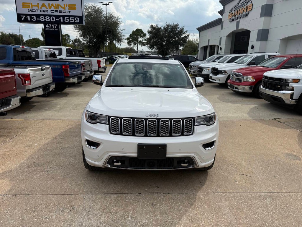 Jeep Grand Cherokee Vehicle Full-screen Gallery Image 40