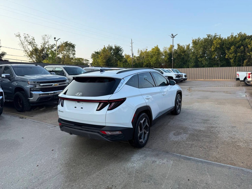 Hyundai Tucson Vehicle Full-screen Gallery Image 05