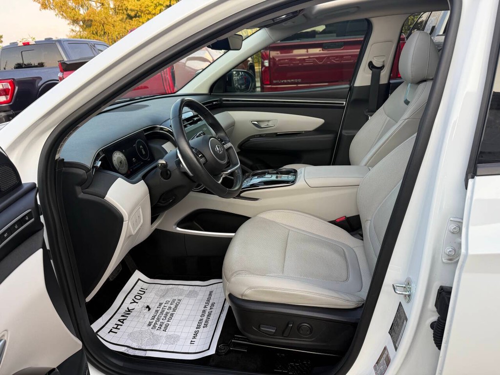 Hyundai Tucson Vehicle Full-screen Gallery Image 07