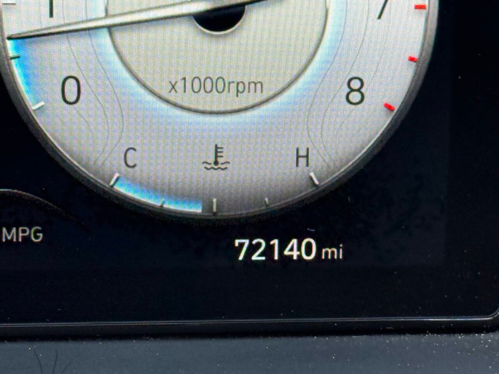 Hyundai Tucson Vehicle Full-screen Gallery Image 33