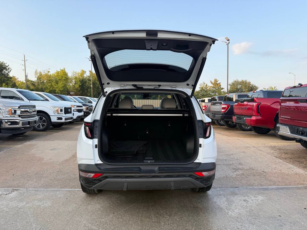 Hyundai Tucson Vehicle Full-screen Gallery Image 37