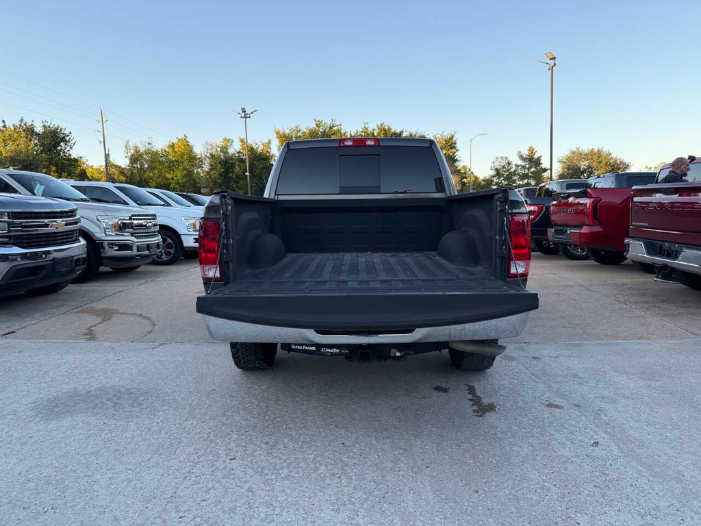 Ram 1500 Classic Vehicle Full-screen Gallery Image 41