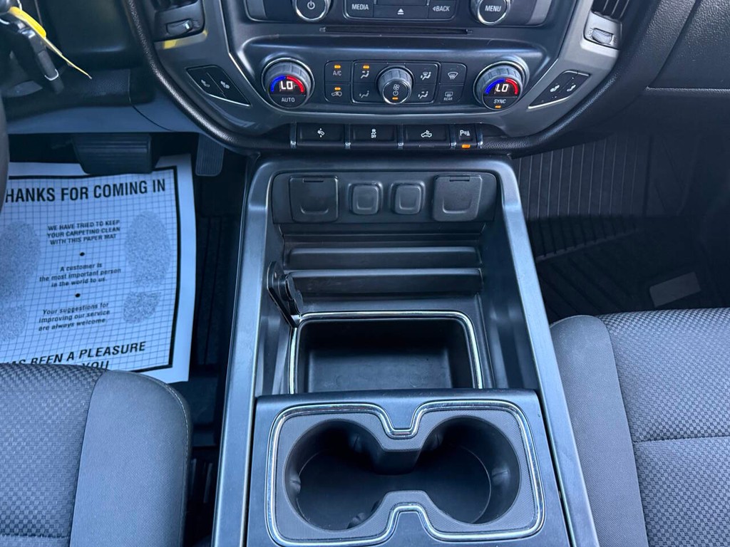 Chevrolet Silverado 1500 Vehicle Full-screen Gallery Image 30