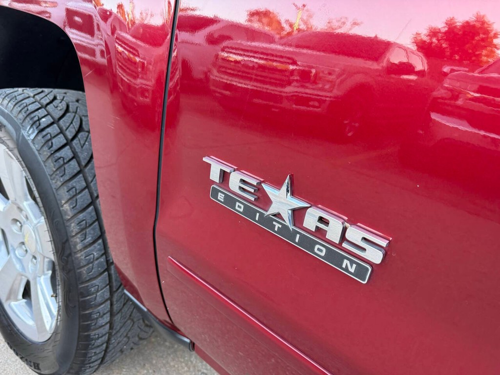 Chevrolet Silverado 1500 Vehicle Full-screen Gallery Image 37