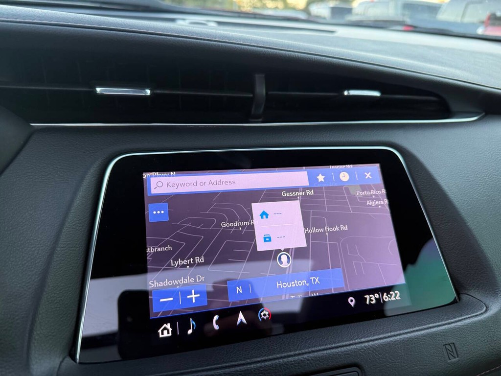 Cadillac XT4 Vehicle Full-screen Gallery Image 25