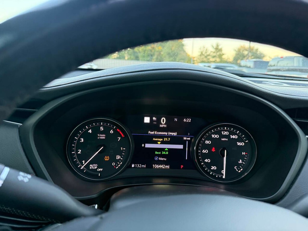 Cadillac XT4 Vehicle Full-screen Gallery Image 32