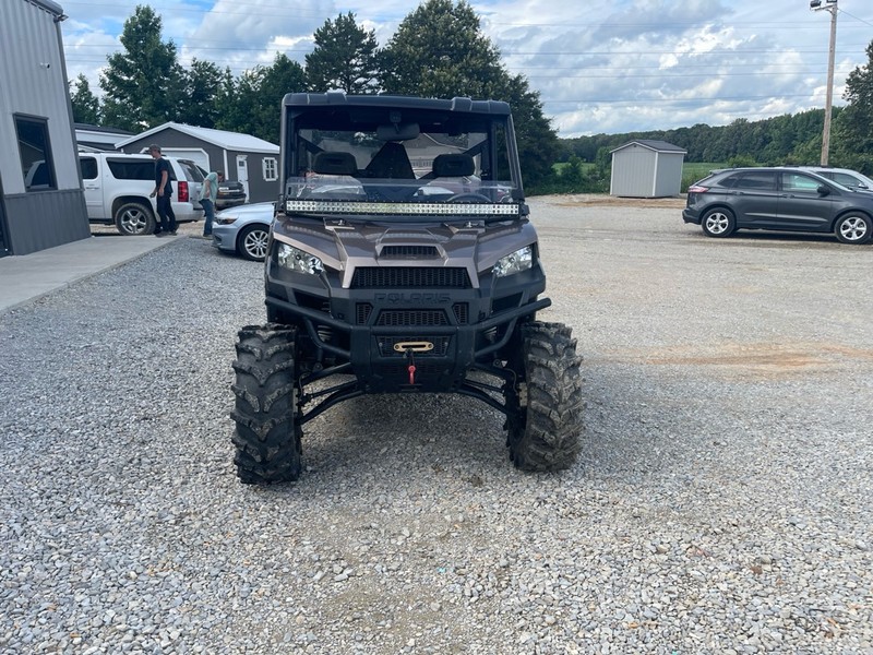Polaris RANGER Vehicle Full-screen Gallery Image 2