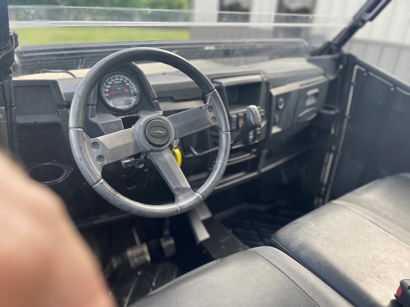Polaris RANGER Vehicle Full-screen Gallery Image 6