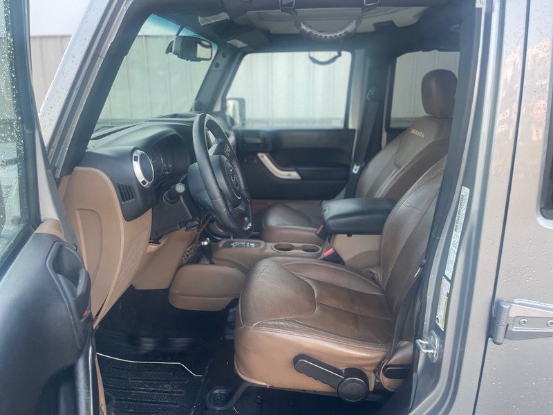 Jeep Wrangler Unlimited Vehicle Full-screen Gallery Image 6