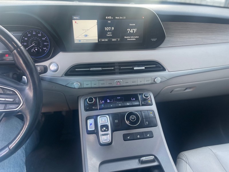 Hyundai Palisade Vehicle Full-screen Gallery Image 8