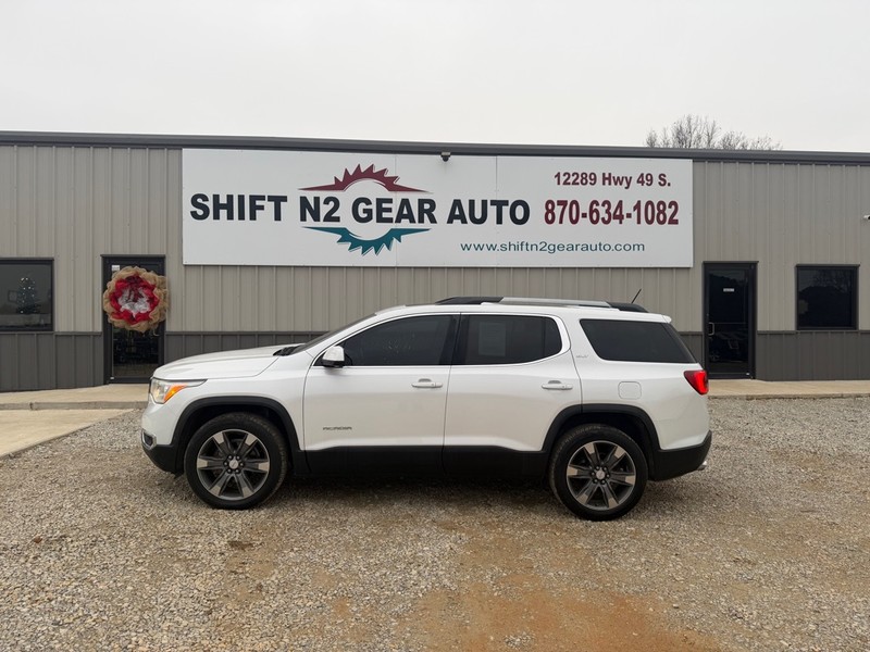 2018 GMC Acadia SLT-2's photo