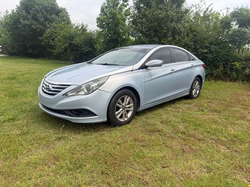 2012 Hyundai Sonata GLS I4 A/T PZEV's photo