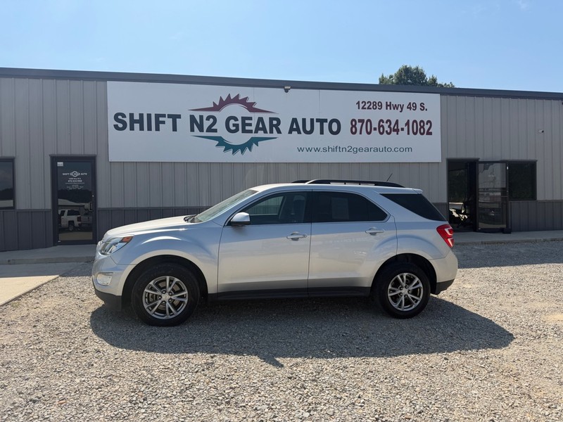 2016 Chevrolet Equinox LT's photo