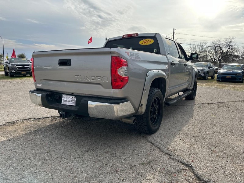 Toyota Tundra 2WD Truck Vehicle Image 04