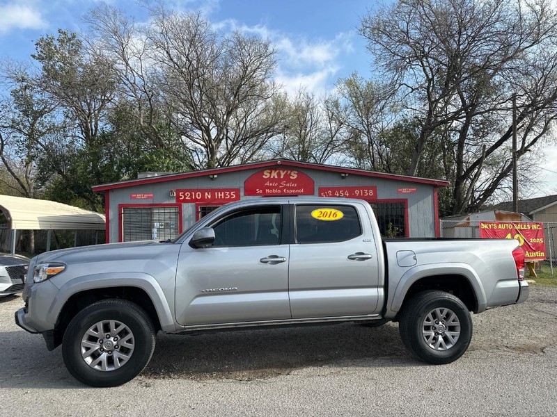 Toyota Tacoma Vehicle Image 02