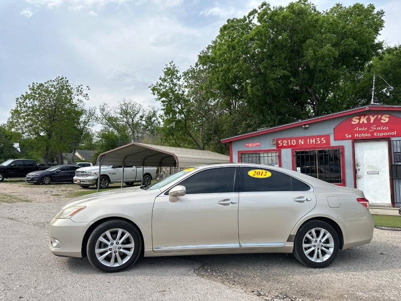 Lexus ES 350 Vehicle Image 02