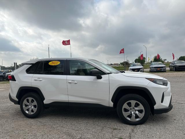 Toyota RAV4 Vehicle Image 05