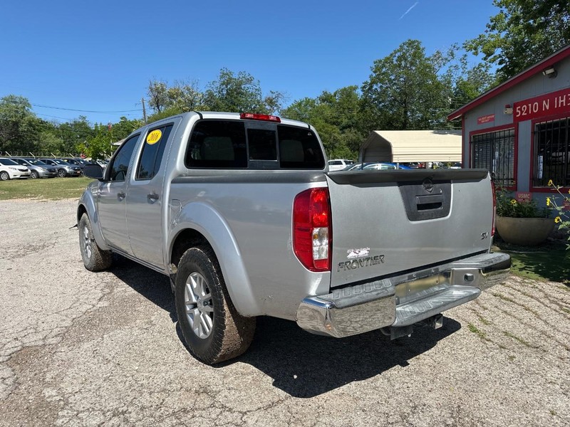 Nissan Frontier Vehicle Image 06