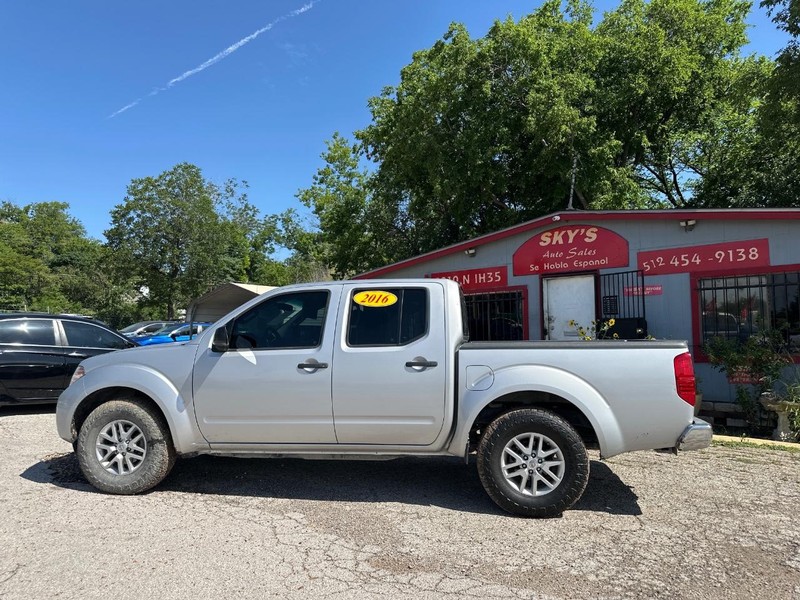 Nissan Frontier Vehicle Image 07