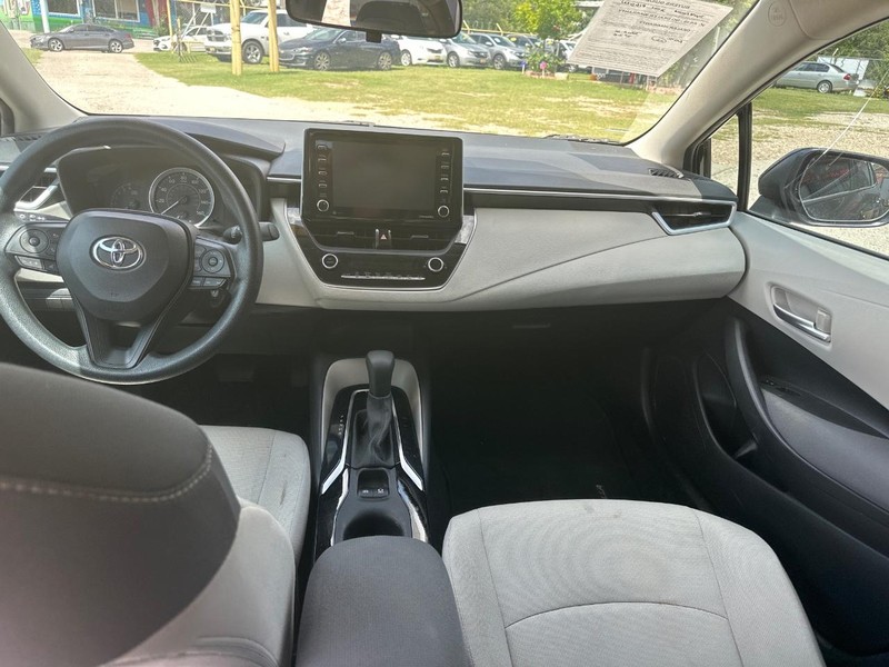 Toyota Corolla Vehicle Image 08