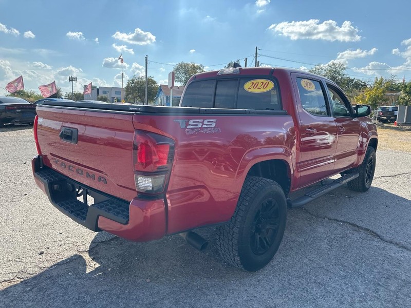 Toyota Tacoma 2WD Vehicle Image 05