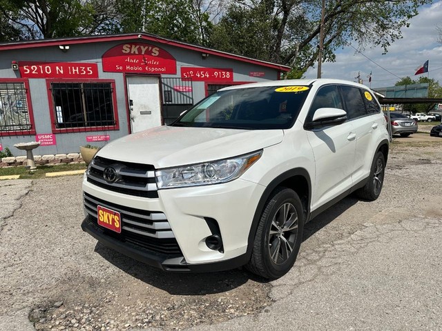Toyota Highlander LE - Austin TX