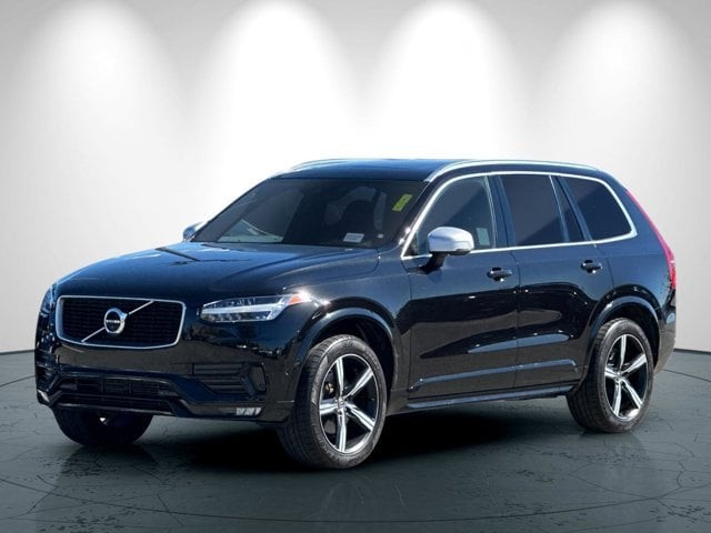 Volvo XC90 Vehicle Full-screen Gallery Image 08