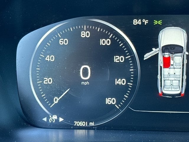 Volvo XC90 Vehicle Full-screen Gallery Image 28