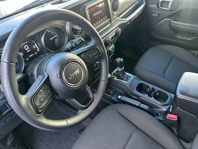 Jeep Wrangler 4xe Vehicle Full-screen Gallery Image 10