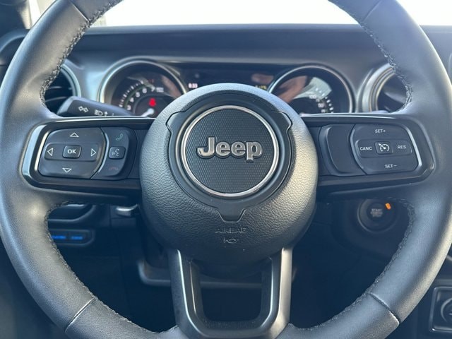 Jeep Wrangler 4xe Vehicle Full-screen Gallery Image 23