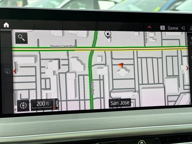 BMW X3 Vehicle Full-screen Gallery Image 19